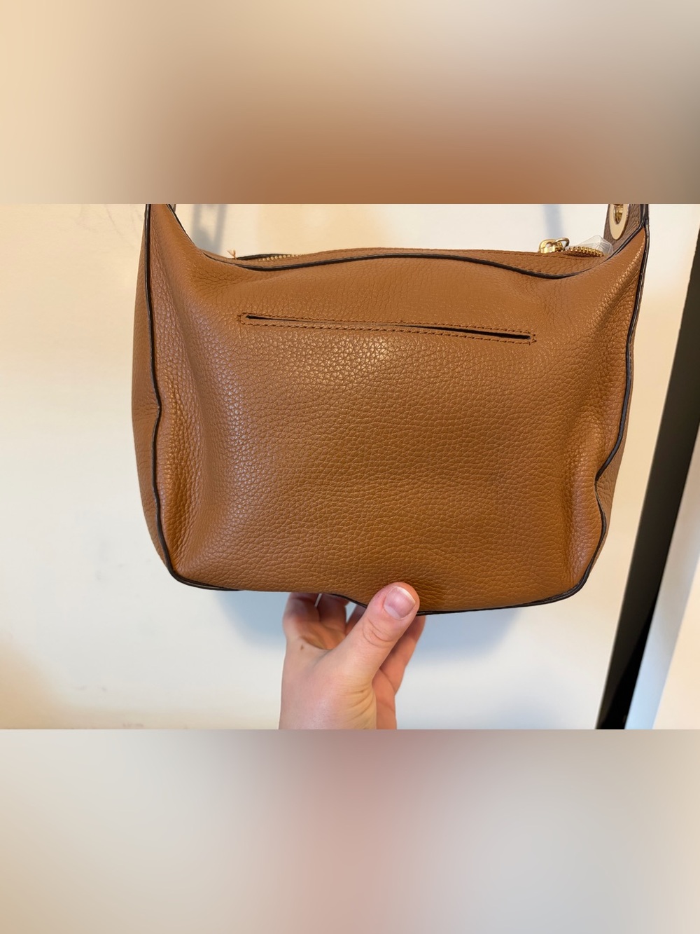 MICHAEL KORS RAVEN MESSENGER CROSSBODY BAG LEATHER GOLD HARDWARE CAMEL BROWN - Picture 7 of 15
